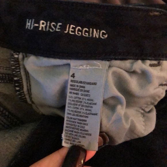Dark Wash American Eagle Jeggings - Picture 2 of 3